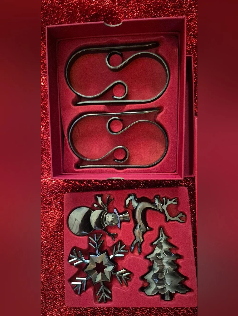 Holiday Metal Ornament Hook and Decorative Set ( SAKS 5TH AVE)